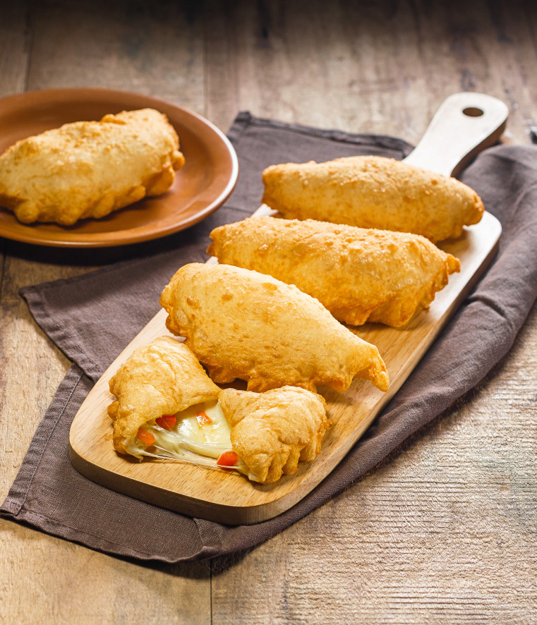Panzerotto (pizza frita) de Mussarela