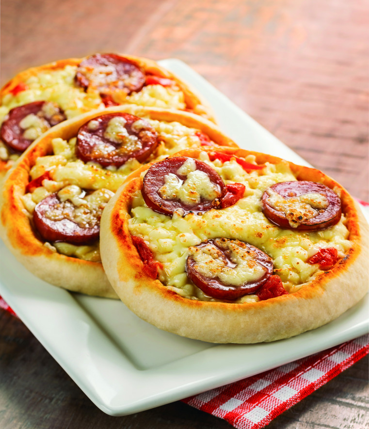 Minipizzas de Calabresa