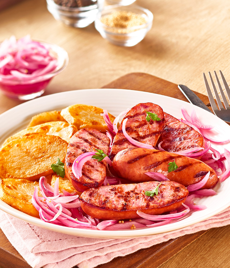 Linguiça de Pernil com Picles de Cebola Roxa