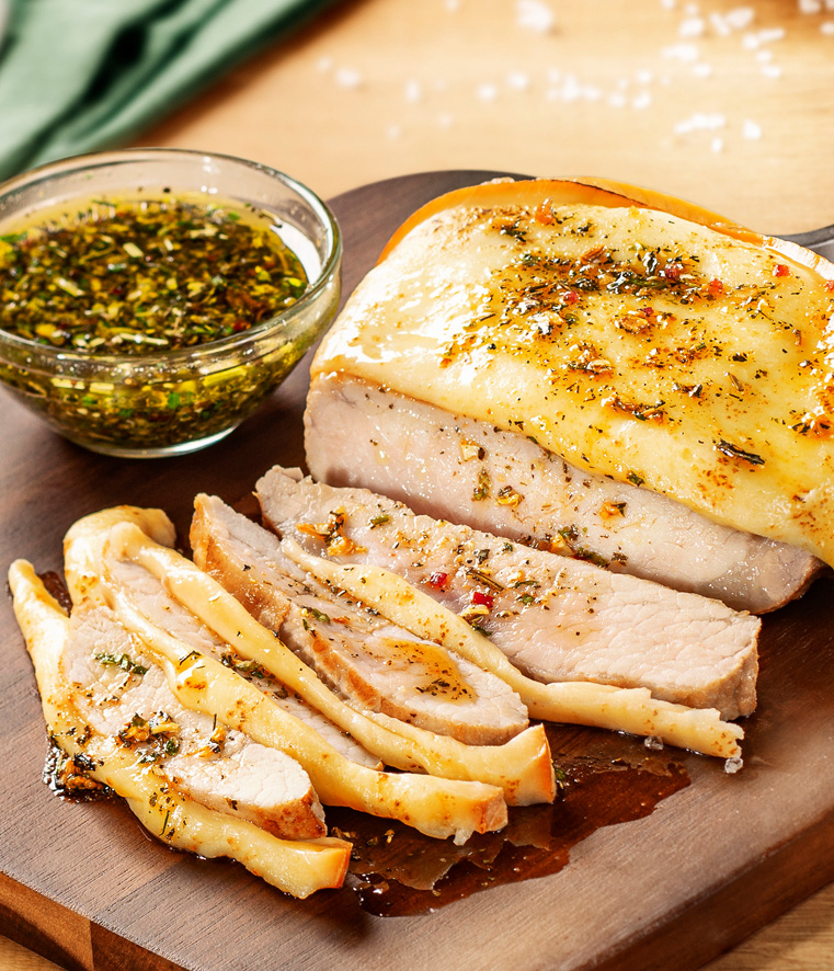 Matambrito com Queijo Provolone ao Chimichurri