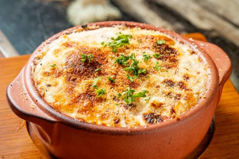 Queijo para derreter ou gratinar: como escolher o tipo certo