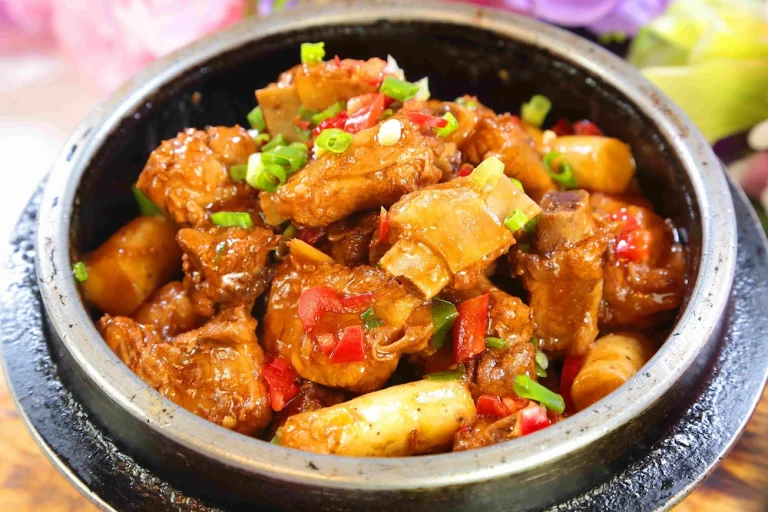 Como cozinhar carne congelada na panela de pressão com segurança